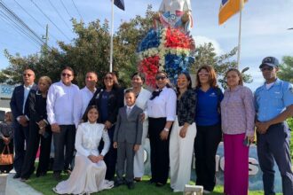 Autoridades en Nagua rinden homenaje a María Trinidad Sánchez en el 232 aniversario de su natalicio