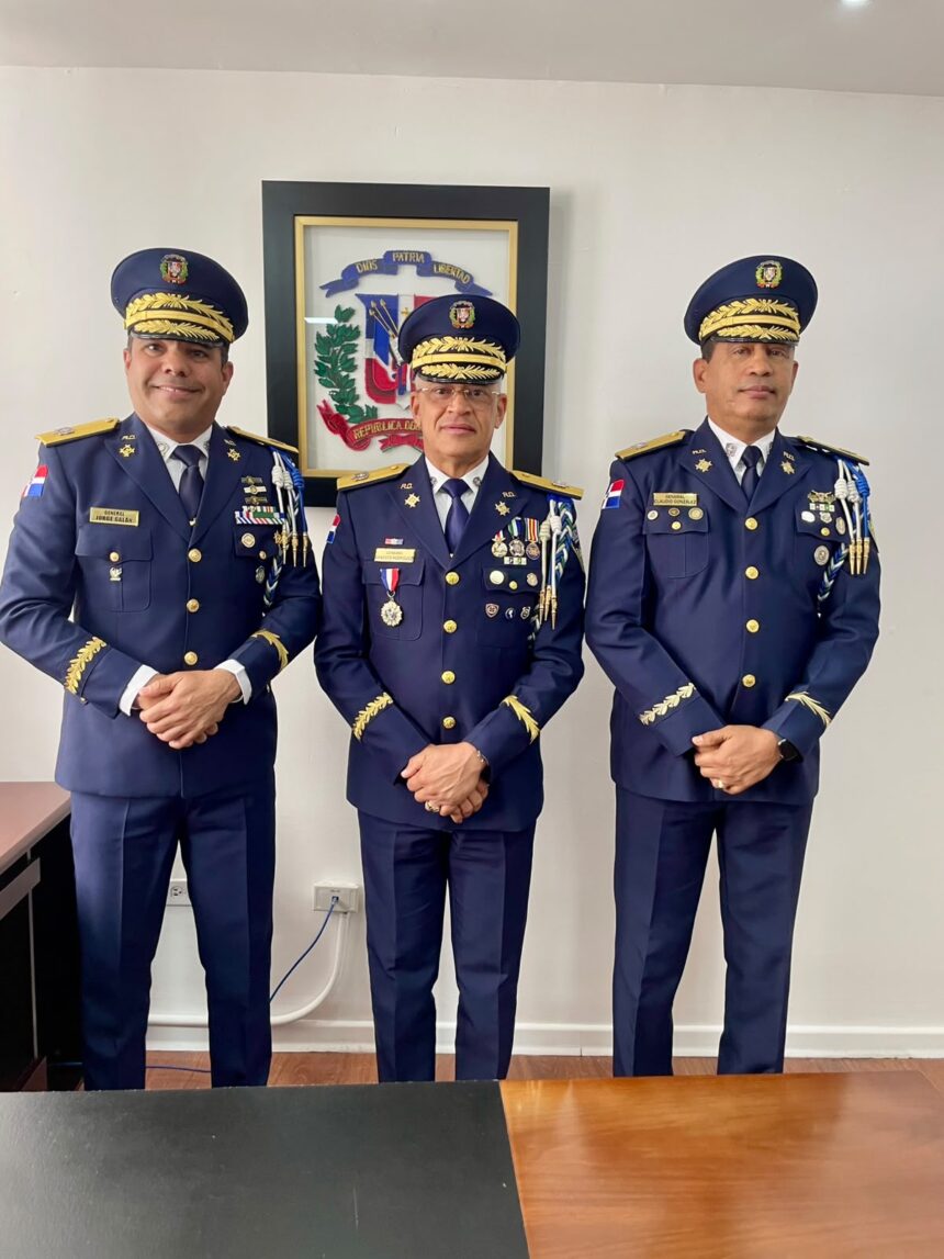 Policía Nacional realiza cambio de mando en la Regional Este