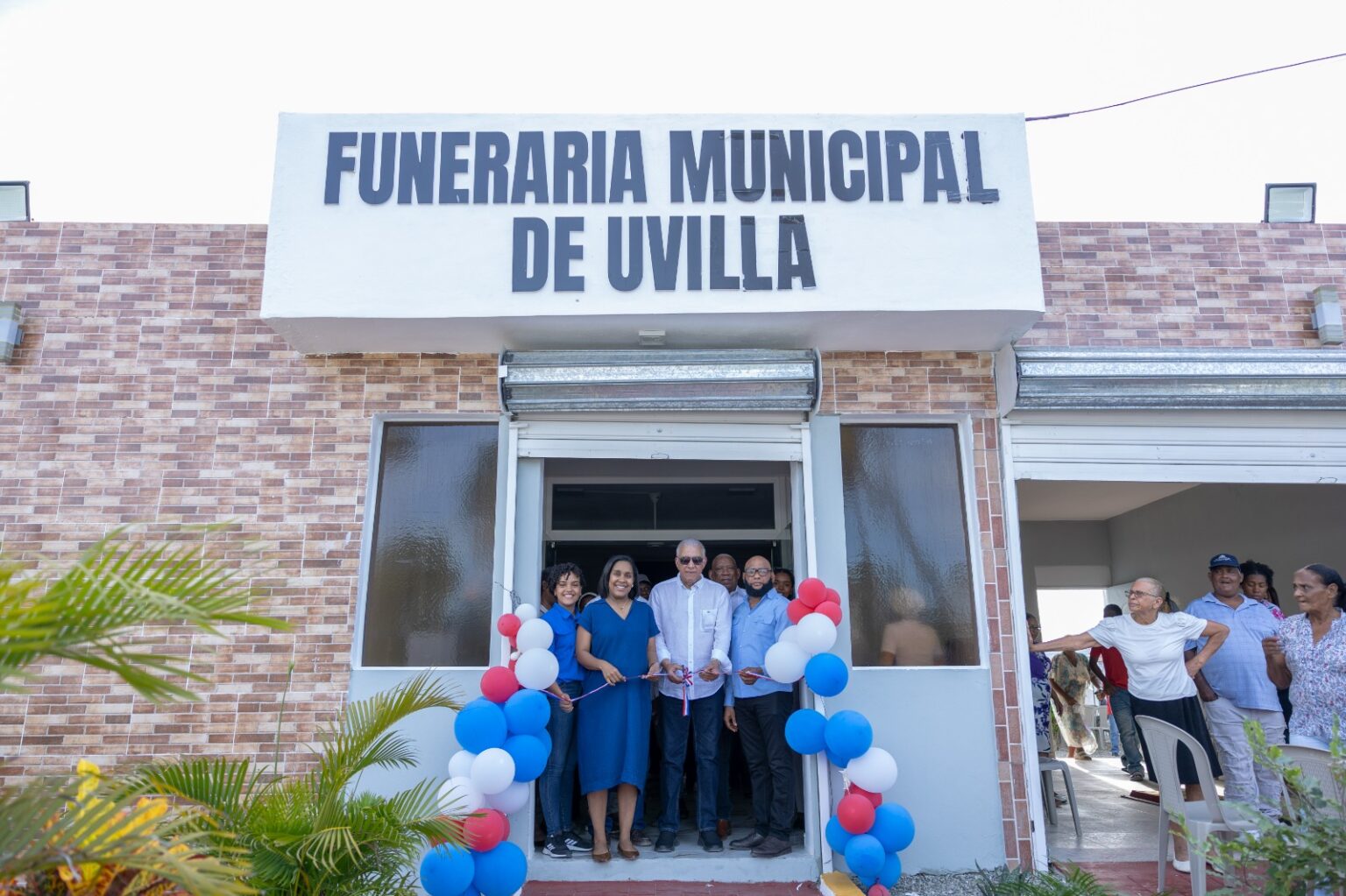 Gobierno inaugura tres obras comunitarias en Bahoruco