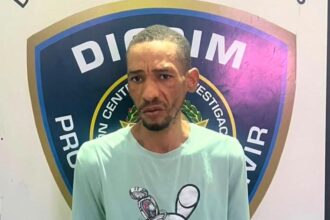 Policía arresta a uno de los implicados en atraco en Dajabón donde sustrajeron bienes valorados en más de RD$1.8 millones
