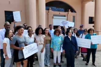 Colectivo Migración y Derechos Humanos pide a Abinader eliminar protocolo migratorio en hospitales