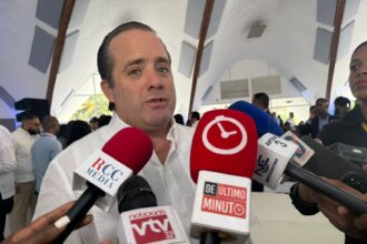 Paliza pide mano firme de la JCE frente a proselitismo de partidos fuera de plazo