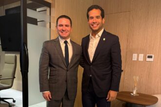 Guillermo Julián Jiménez anuncia su respaldo al proyecto político de Omar Fernández