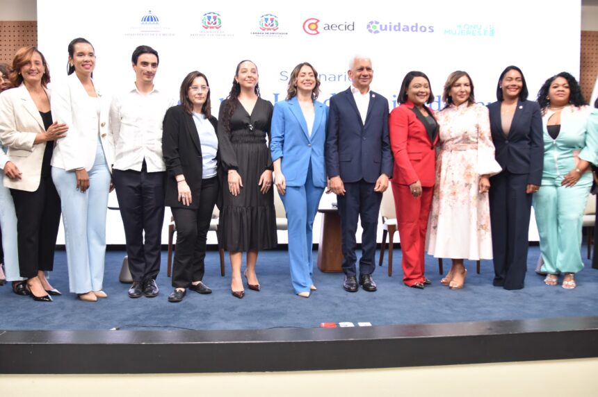Ley de Cuidados gana impulso en el Congreso con jornadas promovidas por el Ministerio de la Mujer