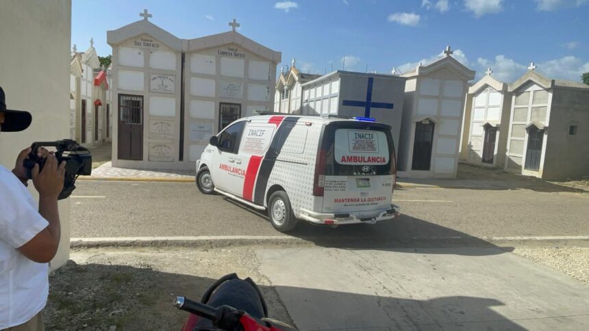 Investigan muerte de joven que habría ingerido sustancia tóxica en Santiago Oeste; su pareja fue detenida