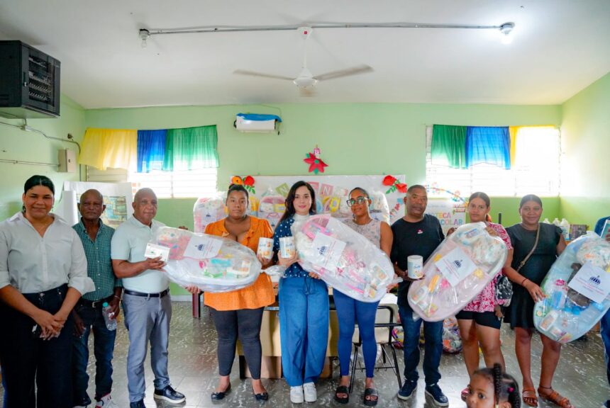 Jornada de Inclusión Social PrimeroTú lleva salud y asistencia a familias de Eugenio María de Hostos