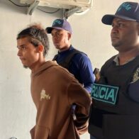 Trasladan desde Haití a “El Pollito”, acusado de matar de un disparo a su amigo durante una fiesta de cumpleaños en Santiago