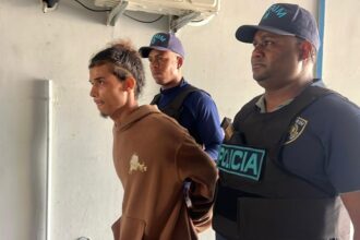Trasladan desde Haití a “El Pollito”, acusado de matar de un disparo a su amigo durante una fiesta de cumpleaños en Santiago