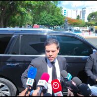 Roberto Ángel Salcedo asegura “Es un momento muy sensible para el arte” tras la muerte de Alex Bueno