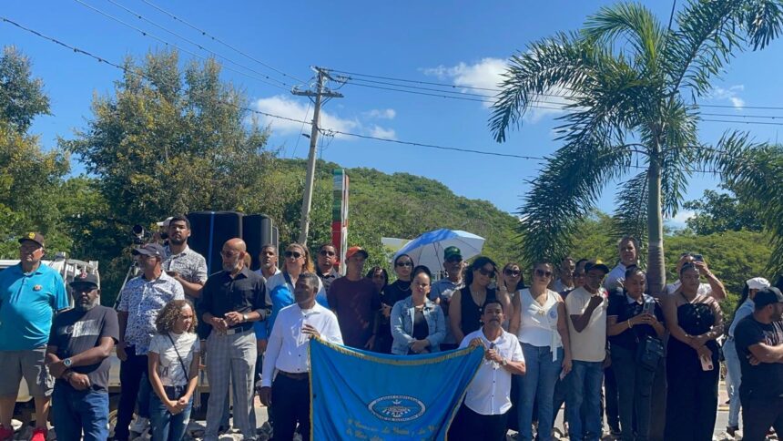 “Nos hizo sentir orgullosos de ser dominicanos”: miles exaltan el legado humano y musical de Alex Bueno