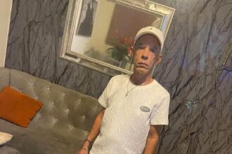 Desconocidos asesinan a comerciante y roban su vehículo en Los Alcarrizos