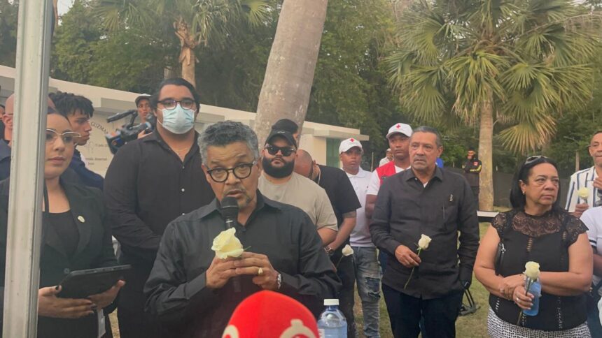 Manager de Alex Bueno agradece apoyo masivo y afirma que el cariño del pueblo es el mayor legado del artista