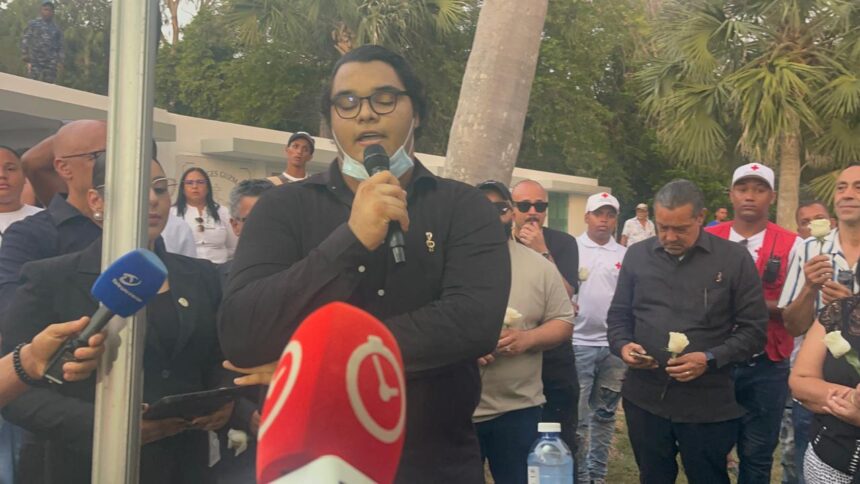 Sobrino de Alex Bueno asegura que su legado seguirá vivo en su familia y seguidores