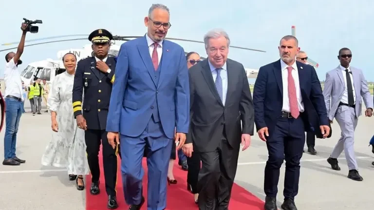 António Guterres visita Haití y califica de "desesperada" la situación humanitaria del país