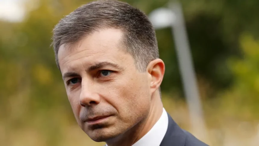 Exaspirante presidencial demócrata denuncia que fue víctima un falso reporte policial