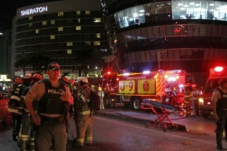 Al menos un muerto y dos heridos al ser atacados a disparos en aeropuerto de Ecuador