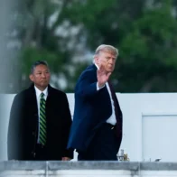 Un tribunal autoriza al Gobierno Trump a reanudar las deportaciones aceleradas en todo EE.UU.