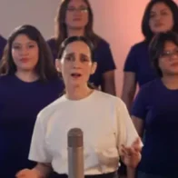 Reportan que Julieta Venegas dejaría de promocionar “La Niña Futbolista” tras controversia