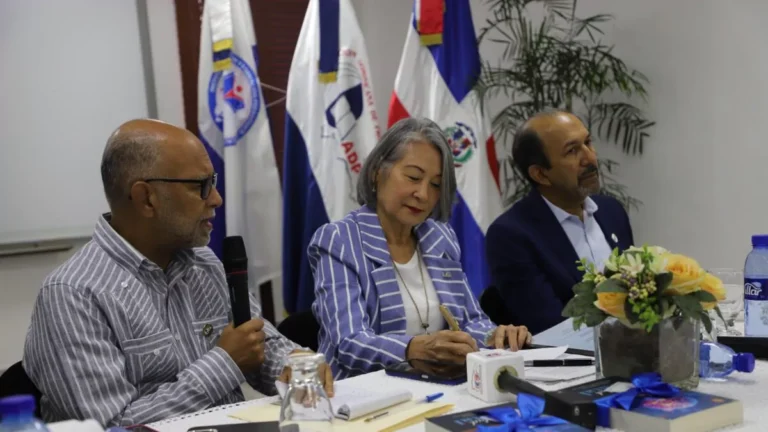 Inafocam y ADP analizan cambios en contratación de programas de formación docente