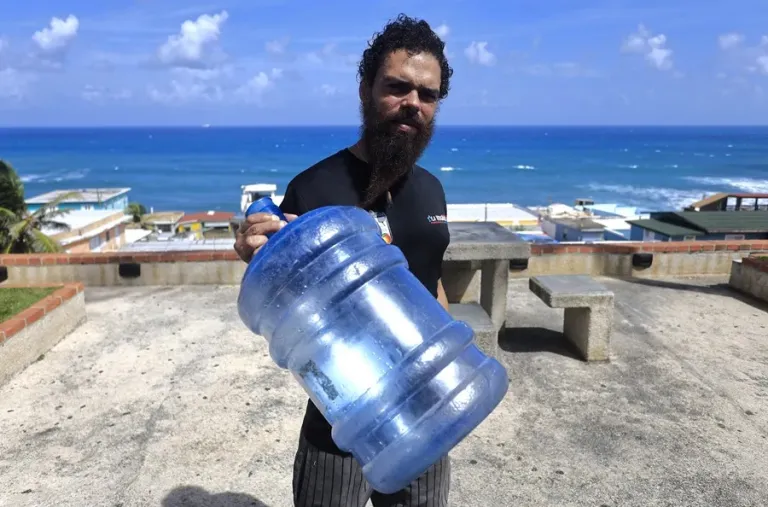 Más de 100,000 usuarios afectados por interrupciones del servicio de agua en Puerto Rico