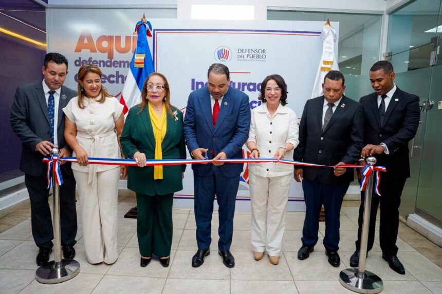 Defensor del Pueblo inaugura su primera delegación regional en Santiago