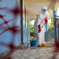 Un hombre en Italia y dos en Brasil en aislamiento por sospecha de ébola