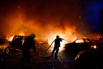 Rusia lanzó un nuevo ataque masivo con drones y misiles sobre Kiev en vísperas de la cumbre de la OTAN: al menos 14 muertos