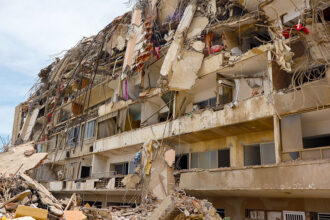 Suben a 2.954 los fallecidos y a 16.592 los heridos por los terremotos en Venezuela