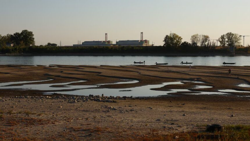 Hungría se enfrenta al cierre de su central nuclear por la persistente ola de calor en Europa