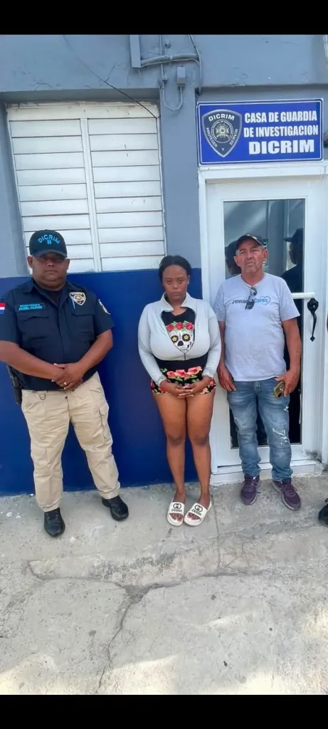 Policía localiza en Mao a joven reportada como desaparecida en María Trinidad Sánchez