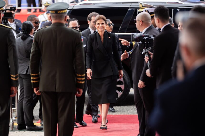 Raquel Peña y secretario de Salud de Estados Unidos se reunirán este martes en Washington