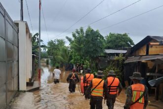 Lluvias en Guatemala obligan a evacuar hospital