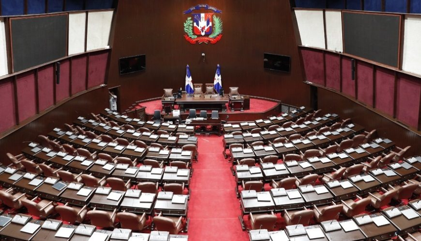 Cámara de Diputados aprueba dos préstamos por US$465 millones
