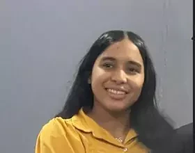 Familiares buscan a adolescente desaparecida desde el sábado en Villa Mella