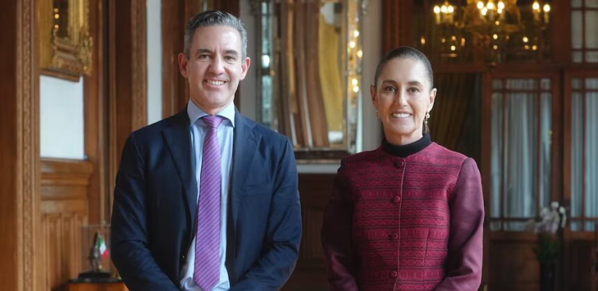 Sheinbaum recibe al fundador de Nubank, el banco invertirá 4.200 millones de dólares en México
