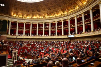 Francia convirtió en ley la legalización de la eutanasia y el suicidio asistido tras una votación histórica en la Asamblea Nacional