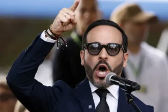 Abelardo de la Espriella resta importancia a su primera derrota política en el Senado colombiano