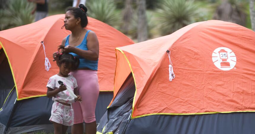Venezuela reanudará clases presenciales en escuelas seguras tras terremotos