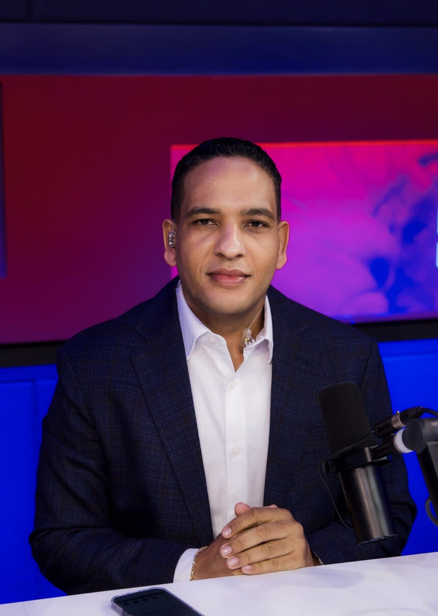 Hansel García a Faride Raful: "Es el momento de presentar resultados o el puesto"