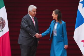 Sheinbaum y Mulino refuerzan cooperación sobre el Canal y el gusano barrenador