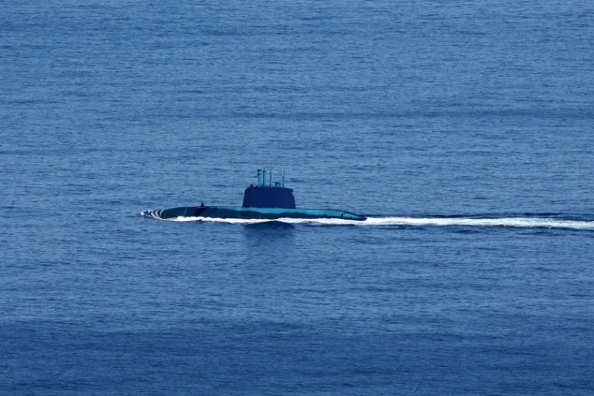 EE.UU. usa por primera vez drones marítimos para atacar un centro para submarinos en Irán