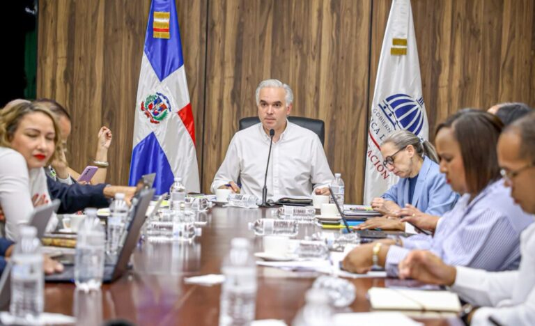 Minerd activa plan para recibir a más de 2 millones de estudiantes en el Año Escolar 2026-2027