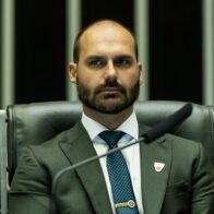 Estados Unidos concedió la residencia permanente a Eduardo Bolsonaro