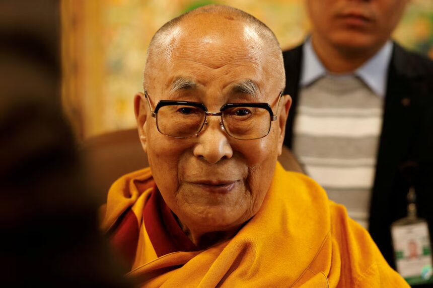 El régimen chino busca controlar la sucesión del Dalai Lama y desafía al exilio tibetano