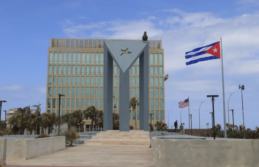 EE.UU. sanciona a nueve entidades y dos funcionarios de Cuba por evasión y represión