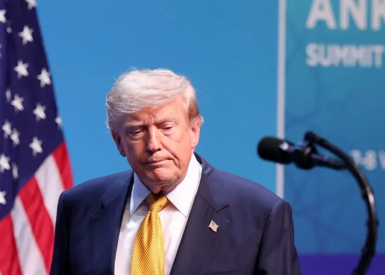 Trump dice que España “se redimió” al acceder a una solicitud de pago de la OTAN
