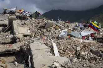 Suben a 5.278 la cifra de muertos por el doble terremoto en Venezuela