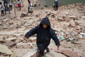 Terremotos causan destrucción de viviendas, comercios y cientos de víctimas en Venezuela