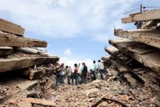 El superviviente de los terremotos Hernán Gil en Venezuela "está estable" en el hospital