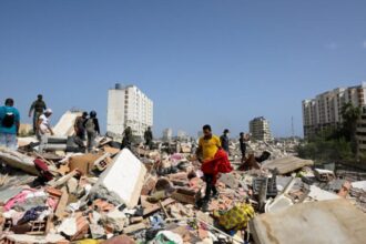 De Caracas a Maracaibo: el trauma por el terremoto fuerza a familias a migrar